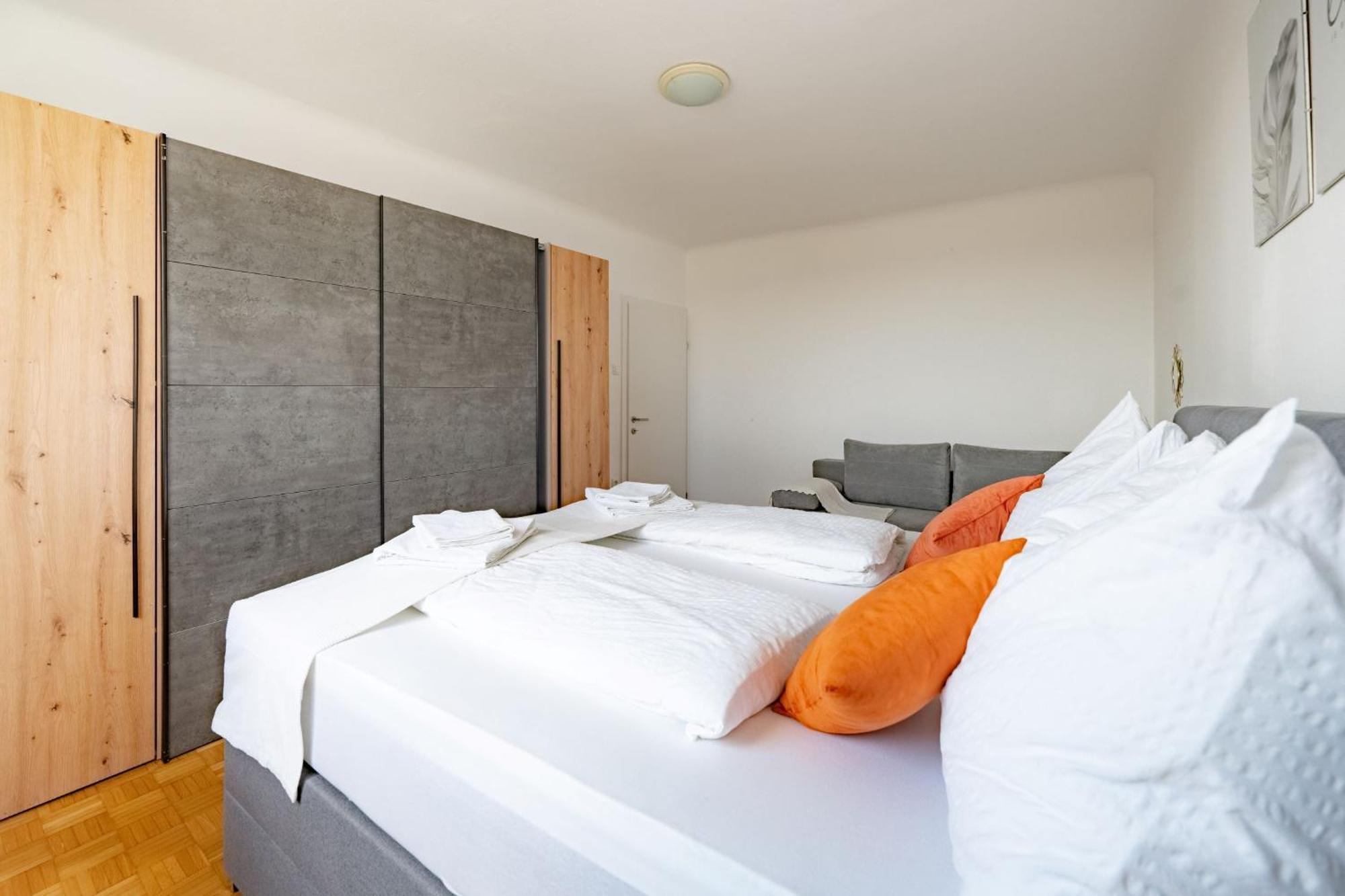 Tamliving Zentrum Luxus Parken Messe Wifi Traumaussicht Sunrise&Sunset Graz Exteriör bild